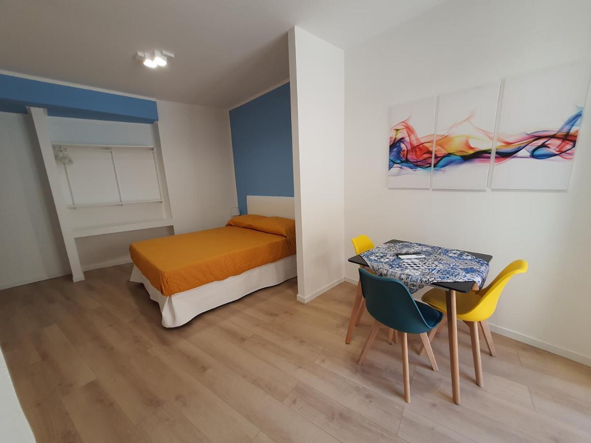 パレルモA Casa Di Claudiaアパートメント エクステリア 写真